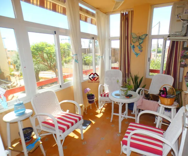 ENCANTADORA VIVIENDA REFORMADA A TAN SOLO 100m MAR ( ISLA PL