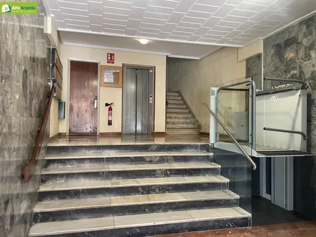 PISO CUATRO DORMITORIOS 2 BAÑOS Y TRASTERO - foto 3