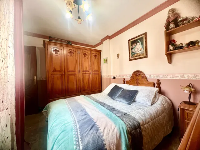 GRANADA-ZAIDIN — 24