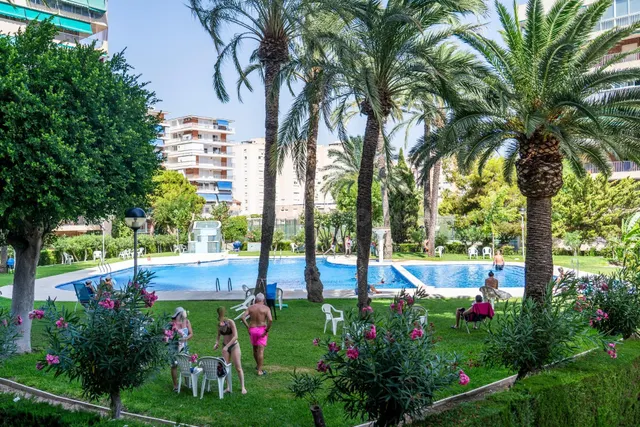 OPORTUNIDAD EN VENTA DE PISO DE 2 DORMITORIOS EN PLAYA DE SAN JUAN (ALICANTE) A 8 MINUTOS ANDANDO DE LA PLAYA — 6