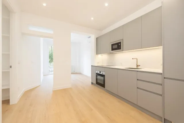 Vivienda reformada a unos pasos de la glorieta de Santa Mari