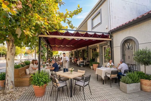Local comercial de hostelería con gran terraza y salón de eventos en Guadiana. — 6