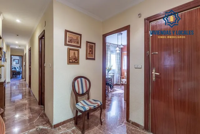 PISO EN PEDRO ANTONIO DE ALARCON — 23