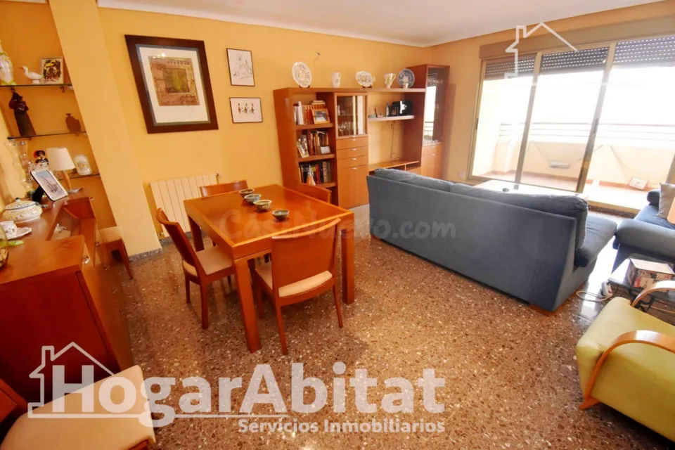 ¡REFORMADO! PRECIOSO Y AMPLIO CON TERRAZA ASCENSOR Y GARAJE