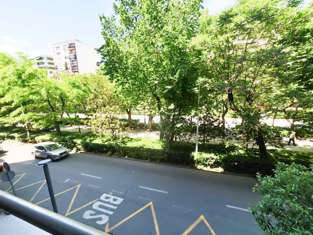 Piso en venta en el Paseo San Gregorio. - foto 2