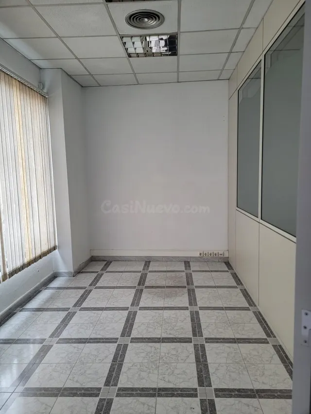 ESTUPENDO LOCAL COMERCIAL EN ALQUILER - foto 3