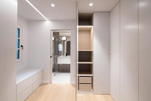 Piso en venta en carrer d'Avinyó — 15