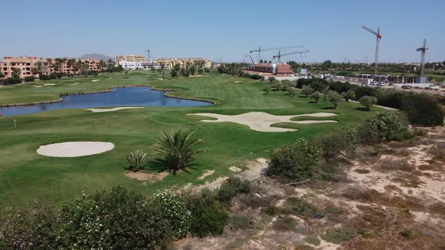 Complejo residencial de nueva construcción cerca de Serena Golf y el Mar Menor en Los Alcázares — 23