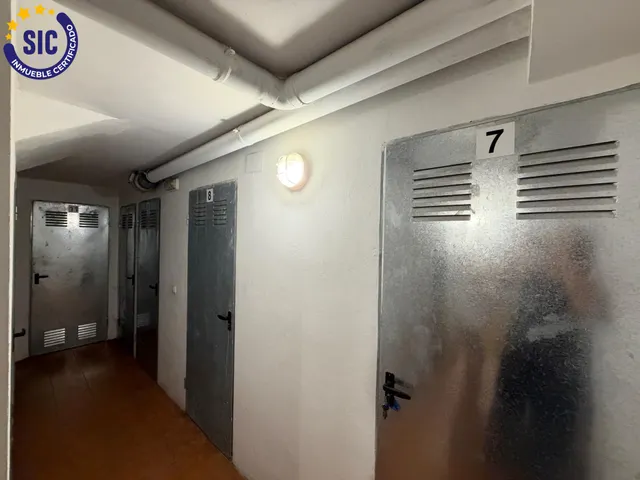 Piso de 2 habitaciones, garaje y trastero en la zona Norte de Castellón frente al estadio Castalia — 24