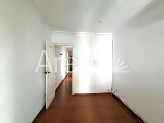 Amplio piso con muchas posibilidades en el barrio de Peramàs — 13