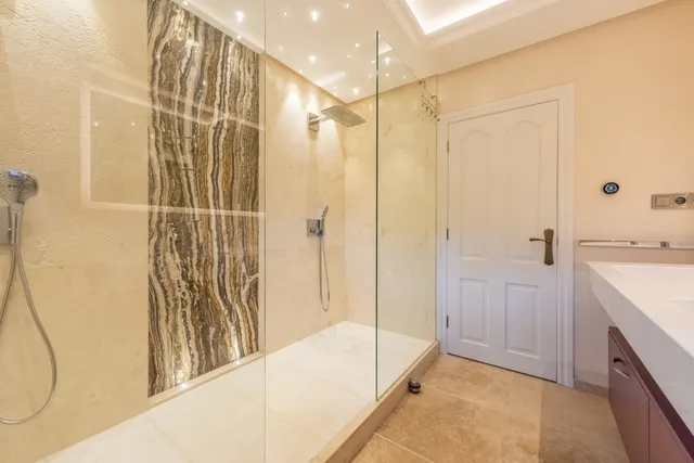 Chalet 6 habitaciones 341m² en venta - Costa Del Sol — 40
