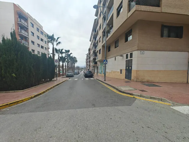 Local comercial 91m² en alquiler - Buñol - foto 3
