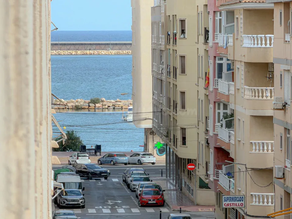 ¡Acequion! Magnifico apartamento con terraza cómoda y vistas laterales al mar + Piscina comunitaria a 220 metros de la playa