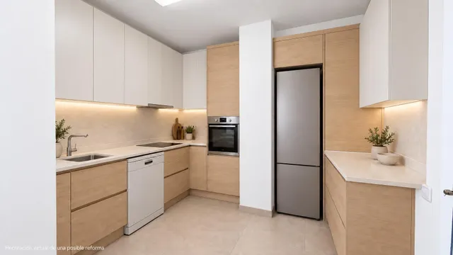 Amplia vivienda de 4 habitaciones con terraza acristalada, chimenea y aparcamiento — 8