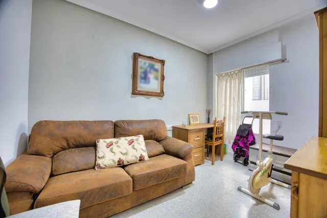 Amplia y Luminosa Vivienda en esquina de 3 dorm. baño y aseo con Garaje Cerrado en el Corazón de la Ciudad — 21