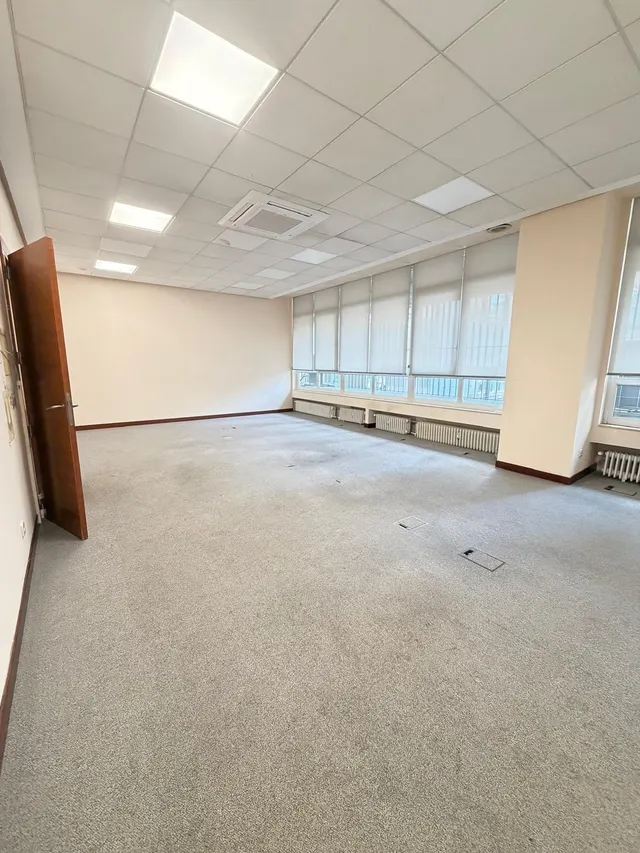 Oficina 6 habitaciones 250m² en alquiler - Cuzco — 17