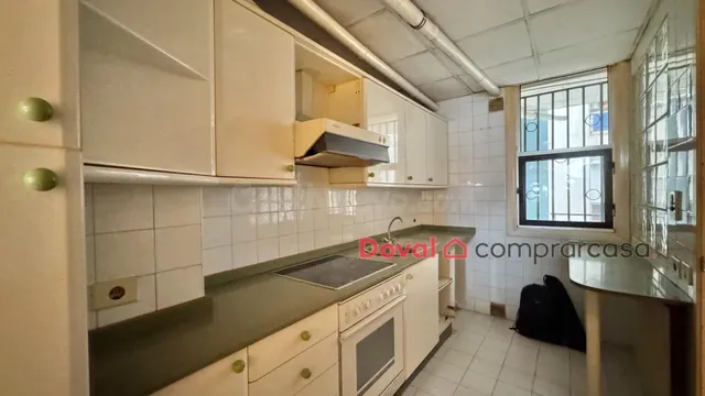 Dúplex de dos habitaciones con garaje y trastero - foto 4