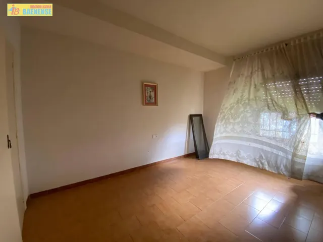 Chalet en venta — 25