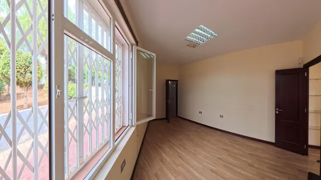 LOCAL COMERCIAL EN ESQUINA CON DOS FACHADAS | LOS OLIVOS, ADEJE — 22