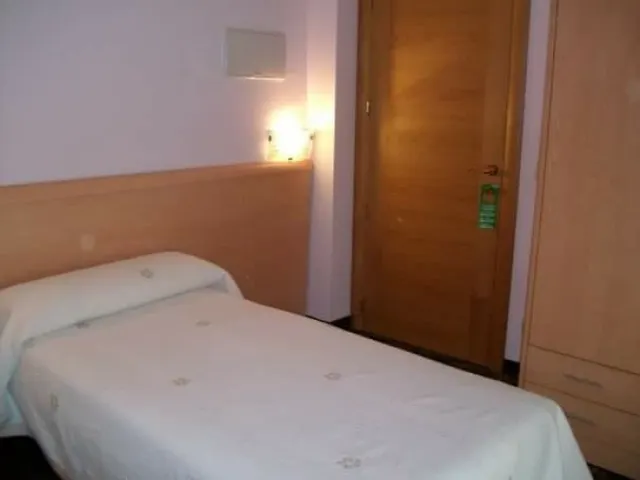 Hotel en venta - Zona turística .Oportunidad !!!!! — 5