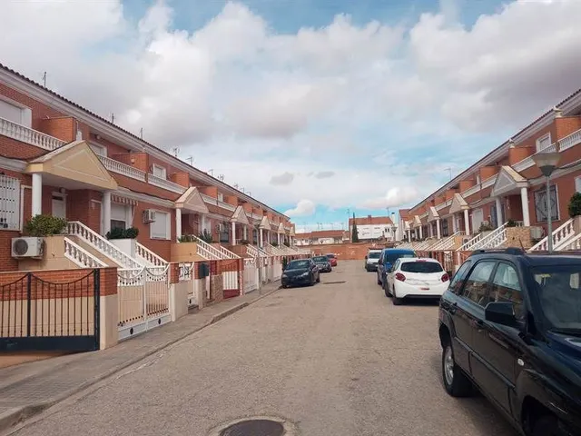 Adosado 4 habitaciones 196m² en venta - Castilla la mancha - foto 3