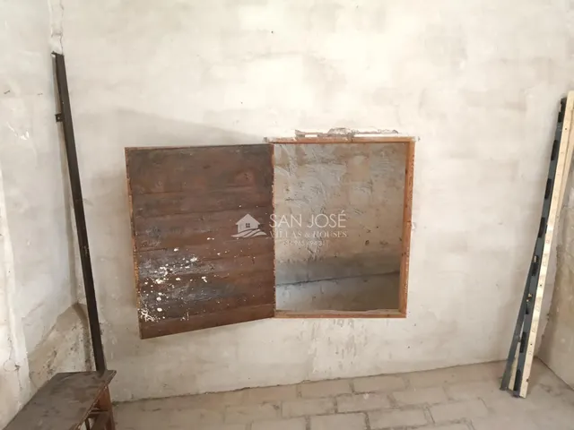 Se vende encantadora casa semi reformada en el corazón de Aspe — 34