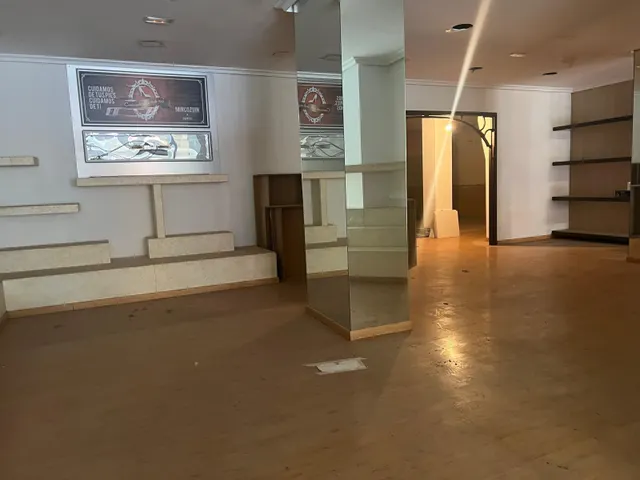Local comercial con salida de humos en zona San José - Ontinyent — 2