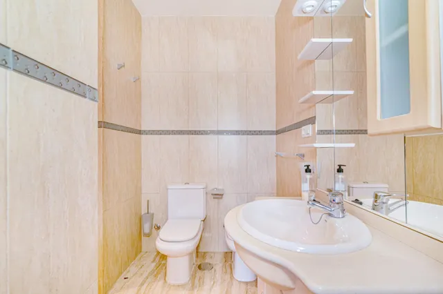 ¡Espectacular Chalet en Tocon, Illora con piscina privada! — 38