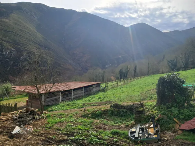 CASA DE PIEDRA EN ZONA RURAL — 24