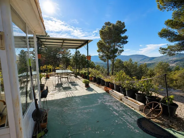 Finca rural de 373.242 m2 con vivienda, vistas a la montaña  - foto 4