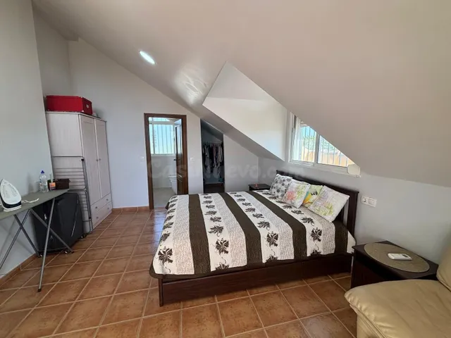 Chalet en Partida del Boch en Crevillente. — 38