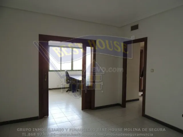 ++disponemos de 2 oficinas en Molina de Segura zona Centro++ - foto 4