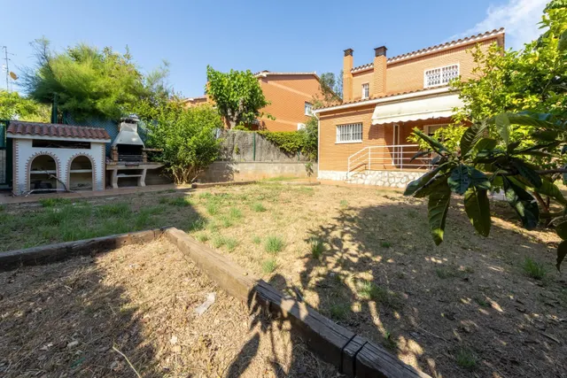 Espectacular Chalet de 4 habitaciones en Tarragona - ¡Tu Nuevo Hogar Te Espera! — 41