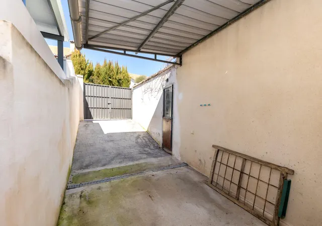 Bonita Casa en Nivar — 36