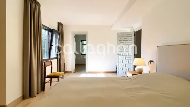 Chalet 4 habitaciones 413m² en venta - NUEVA SANTA BARBARA — 28