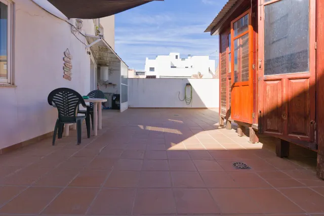 Piso en el centro de Armilla con patio privado de 66m — 22