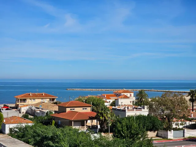Ático dúplex en dénia: dos terrazas, vistas al mar y una urbanización para disfrutar todo el año — 28