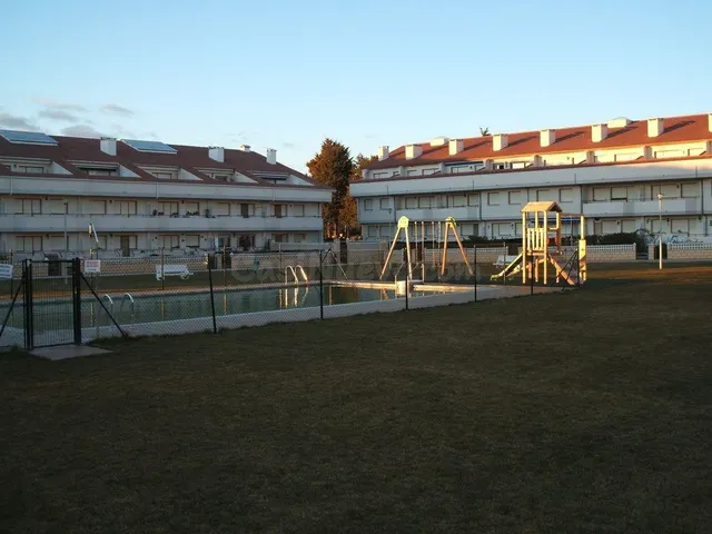 ¡Oportunidad Única en Medina de Pomar! Piso con Terraza y Pi