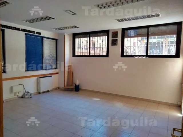 VENTA LOCAL ACADEMIA - CLINICA — 14