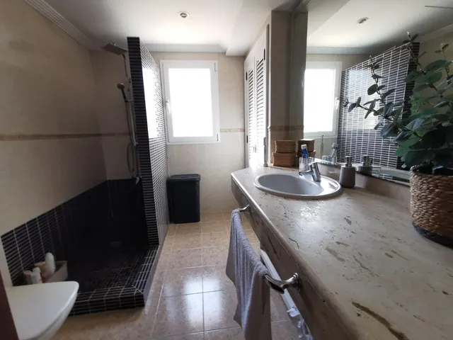 CHALET CON LICENCIA DE ALQUILER VACACIONAL — 50