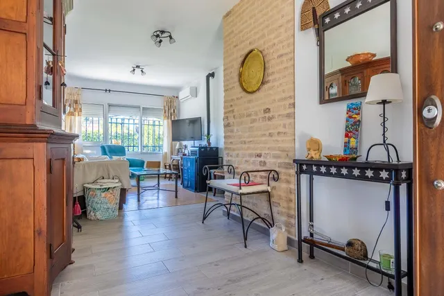 URBANIZACIÓN LA PONDEROSA — 12