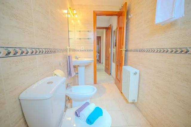 PISO EN CALLE EMILIA PARDO BAZAN 8 — 26