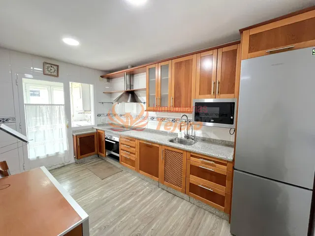 PISO EN ZONA R-66 - CÁCERES -