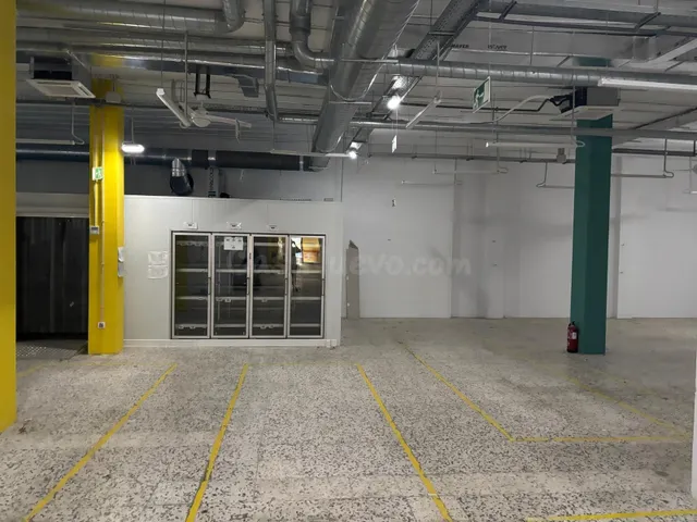 Activo comercial de 533 m2 en el centro de Santa Cruz de Ten - foto 2