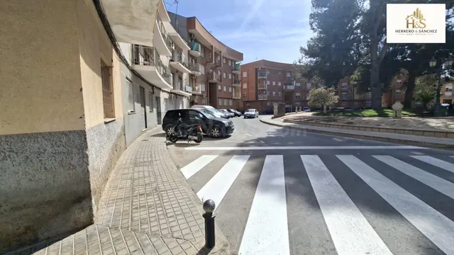Solar urbano para promoción residencial en Novelda – Posibil - foto 5