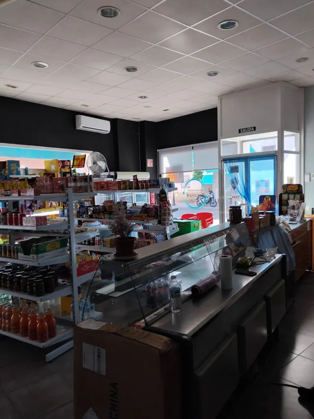 Se traspasa local comercial en Palomares — 7