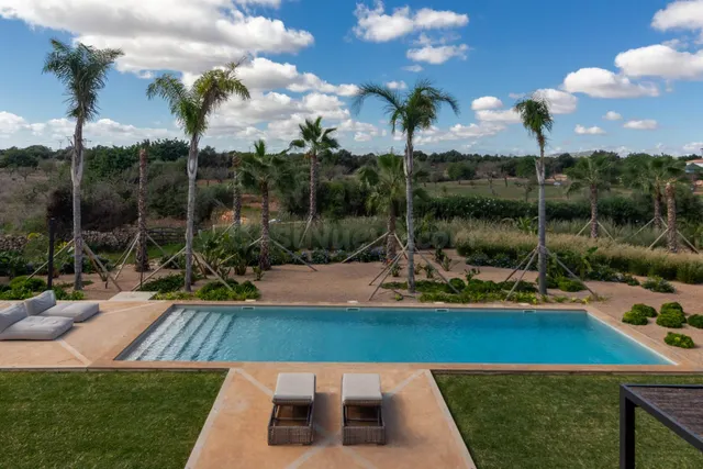 Villa de lujo con carácter y privacidad en Portocolom, a poc - foto 2