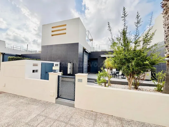 Exclusivo adosado estilo Murano en Villamartín