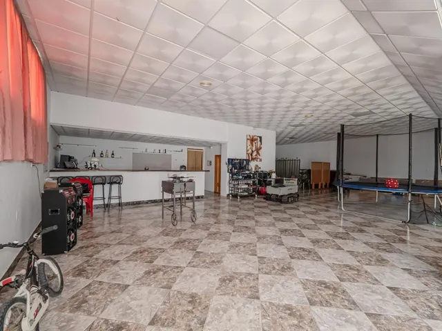 Local comercial 482m² en venta - South of spain — 9