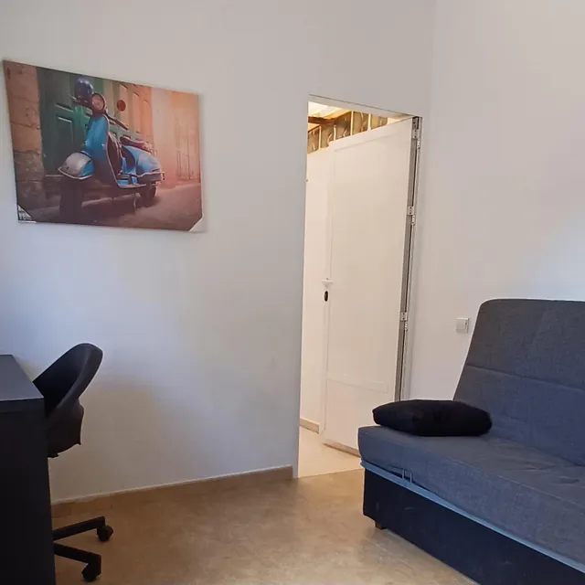 Amplia vivienda en urbanización con aparcamiento y piscina — 26